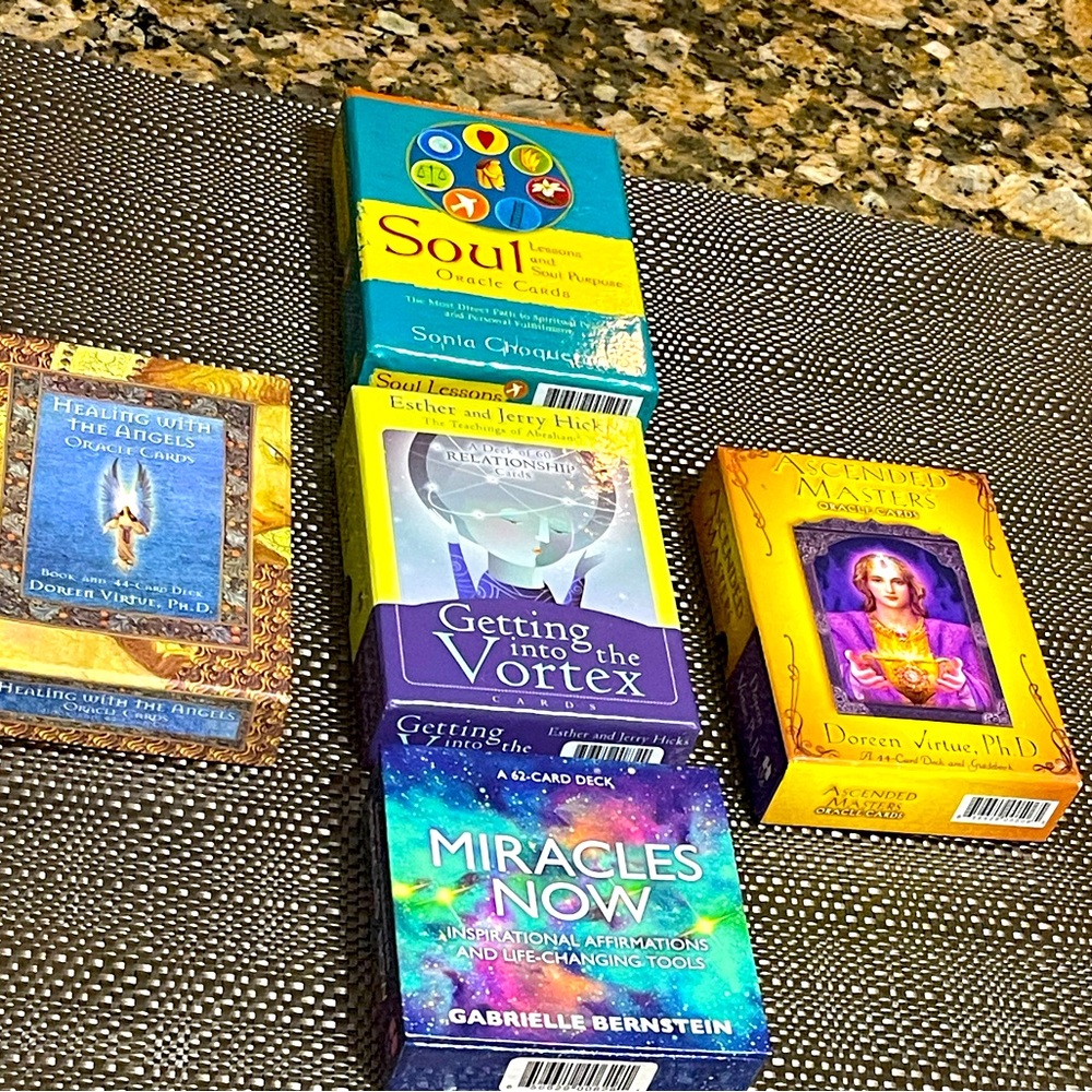 Set the 5 Mixed Oracle/Spiritual Growth Cards
